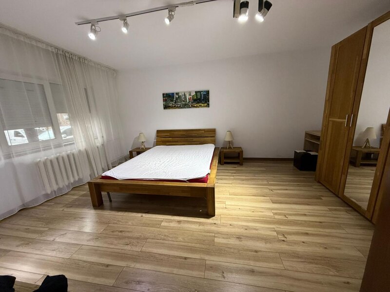 Militari, garsoniera moderna.